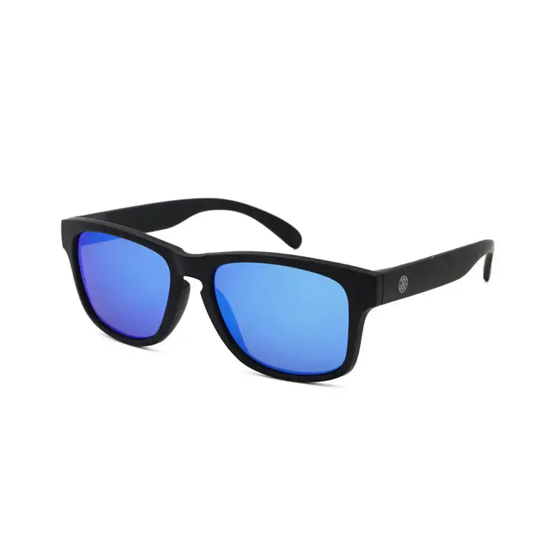 sclera-grey-blue